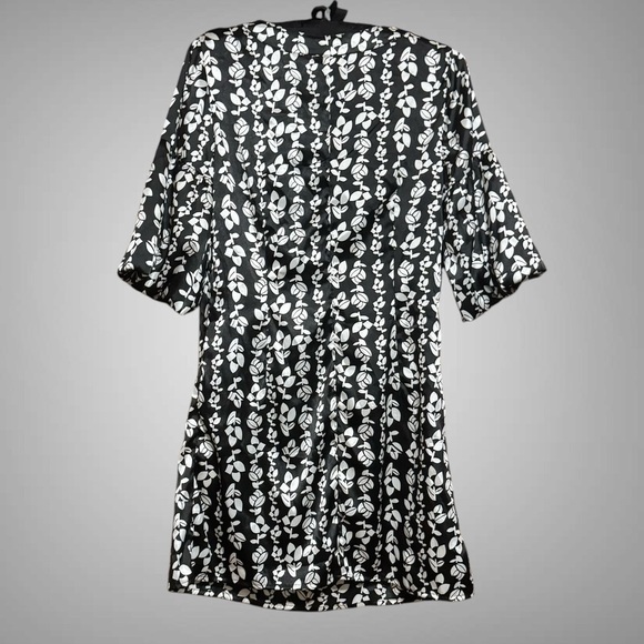 TRAMP SHIFT DRESS SIZE SMALL - Picture 2 of 7